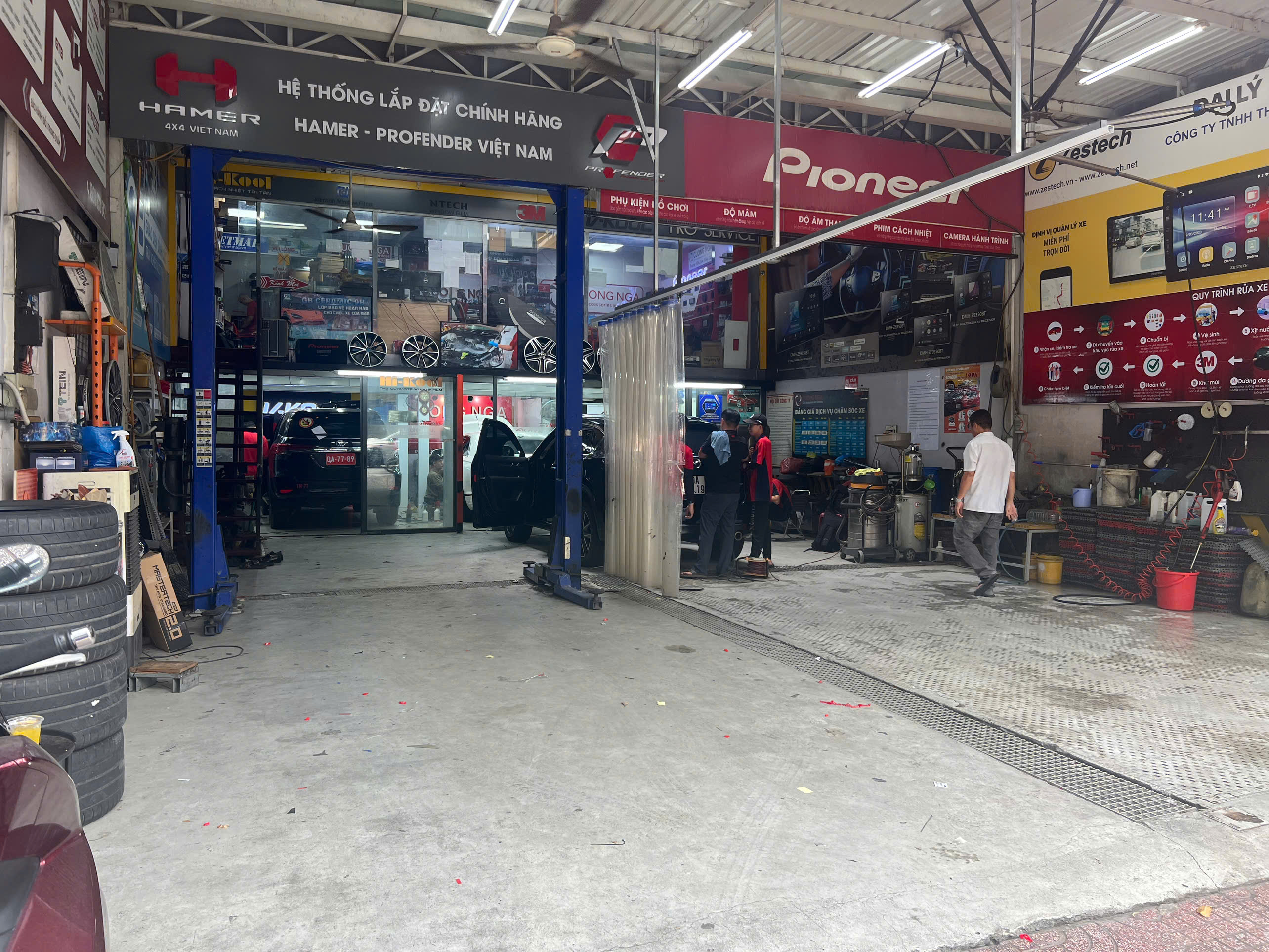 Business space for lease in An Duong Vuong, Ward 3, District 5 with 3 floors 9m – 180m2 1