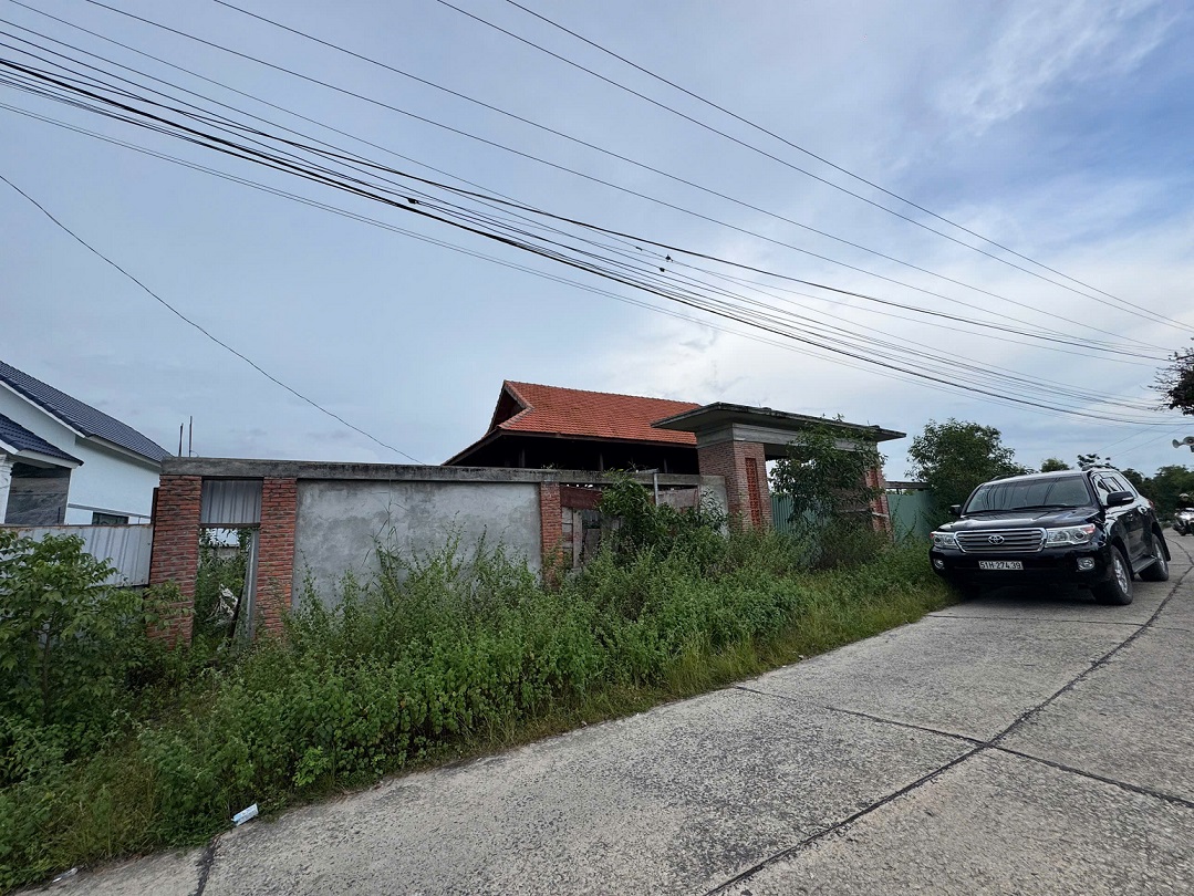 House for sale on street No. 18 Ham Tan, Lam Dong near the sea of land for planting perennial trees with 300m2 of soil – 2100m2 3