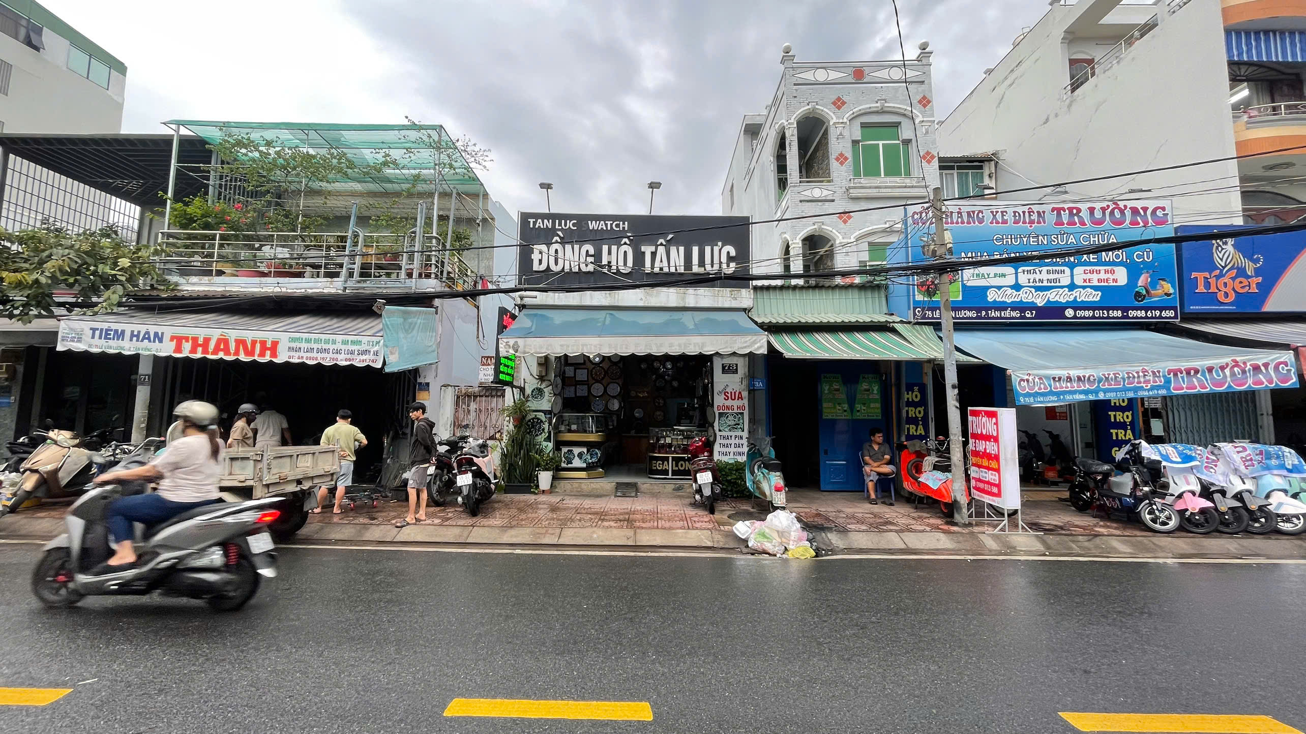 House for sale at 73 Le Van Luong, Tan Kieng Ward, District 7, the house has a square back, 7 floors – 124m2 3