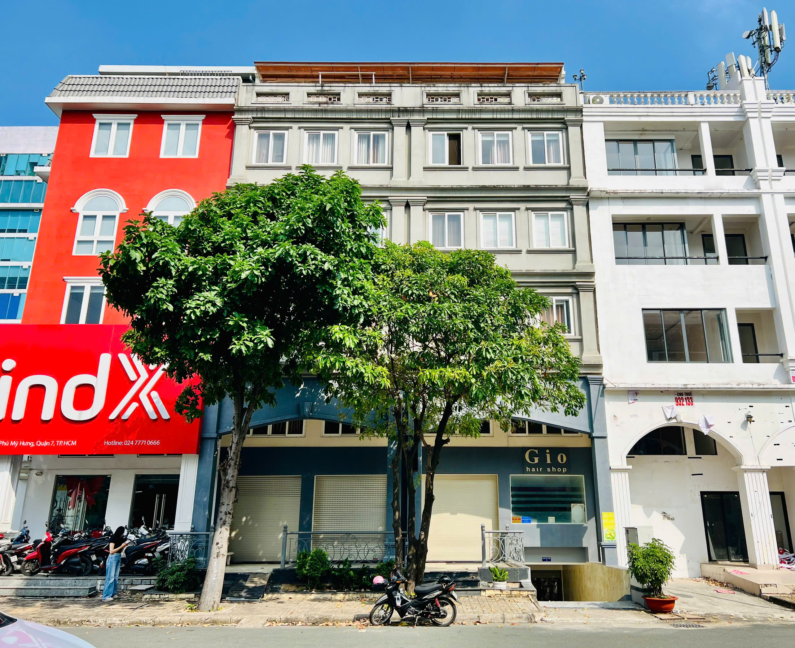 Cho thuê nhà mặt tiền Phạm Thái Bường Mỹ Toàn 1, Phú Mỹ Hưng, Quận 7 xây 6 tầng có thang máy – 216m2