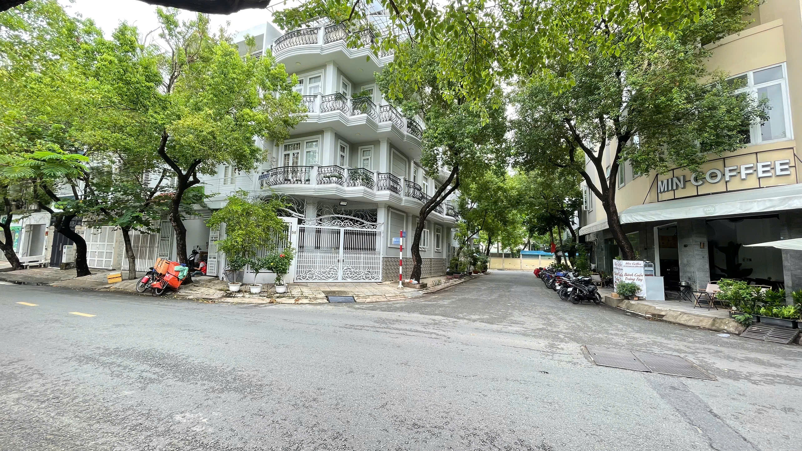 Townhouse for sale on Street 23, An Phu Hung Residential Area, District 7, beautiful corner apartment built with 6 floors with basement – 108m2 4