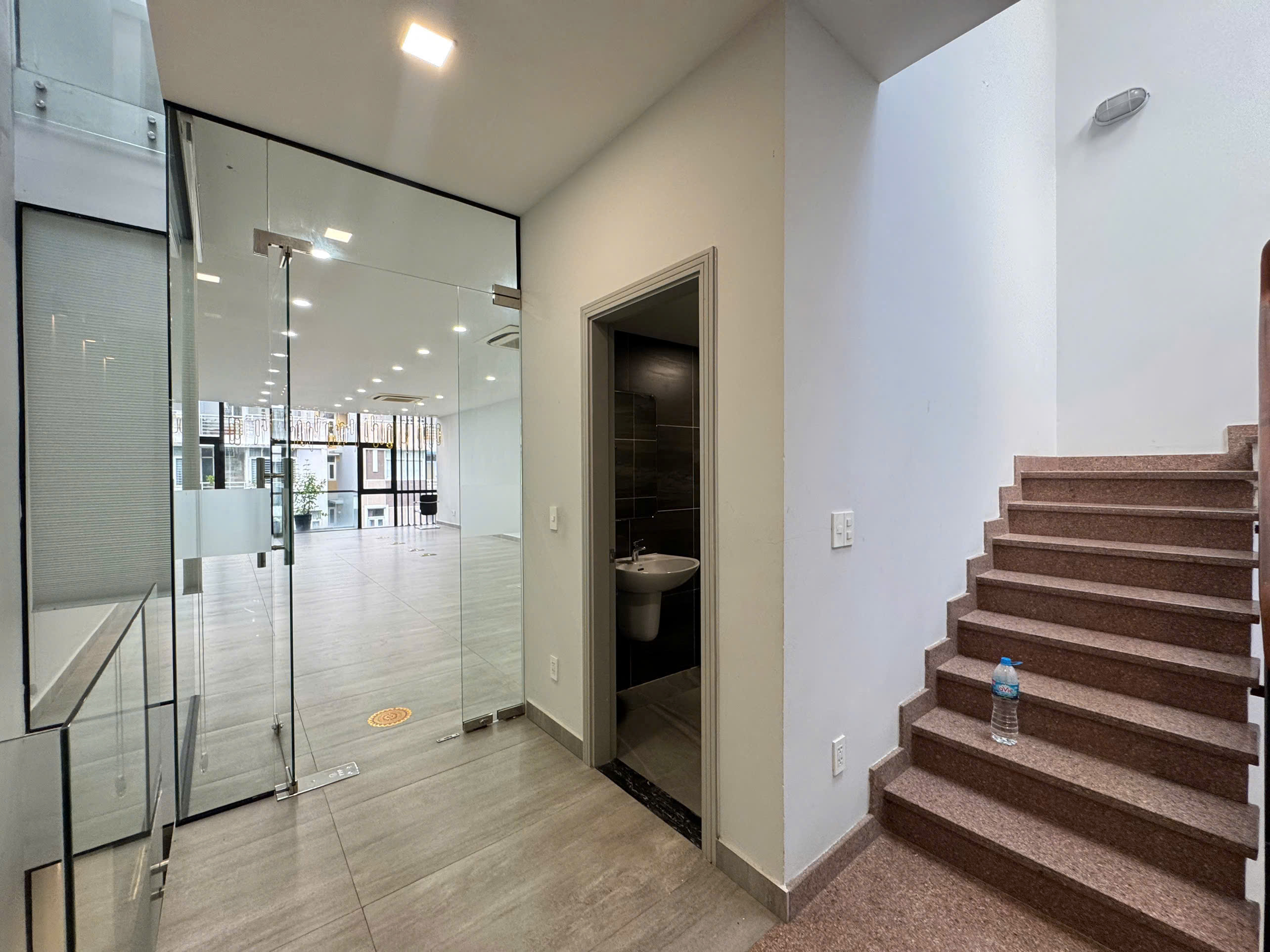 Bán nhà phố đường số 7 KDC Phú Mỹ Phường Tân Mỹ xây 5 tầng có hầm thang máy – 126m2 14