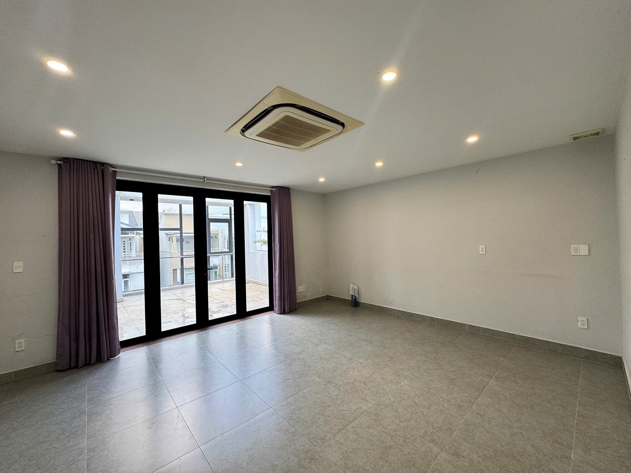 Bán nhà phố đường số 7 KDC Phú Mỹ Phường Tân Mỹ xây 5 tầng có hầm thang máy – 126m2 4
