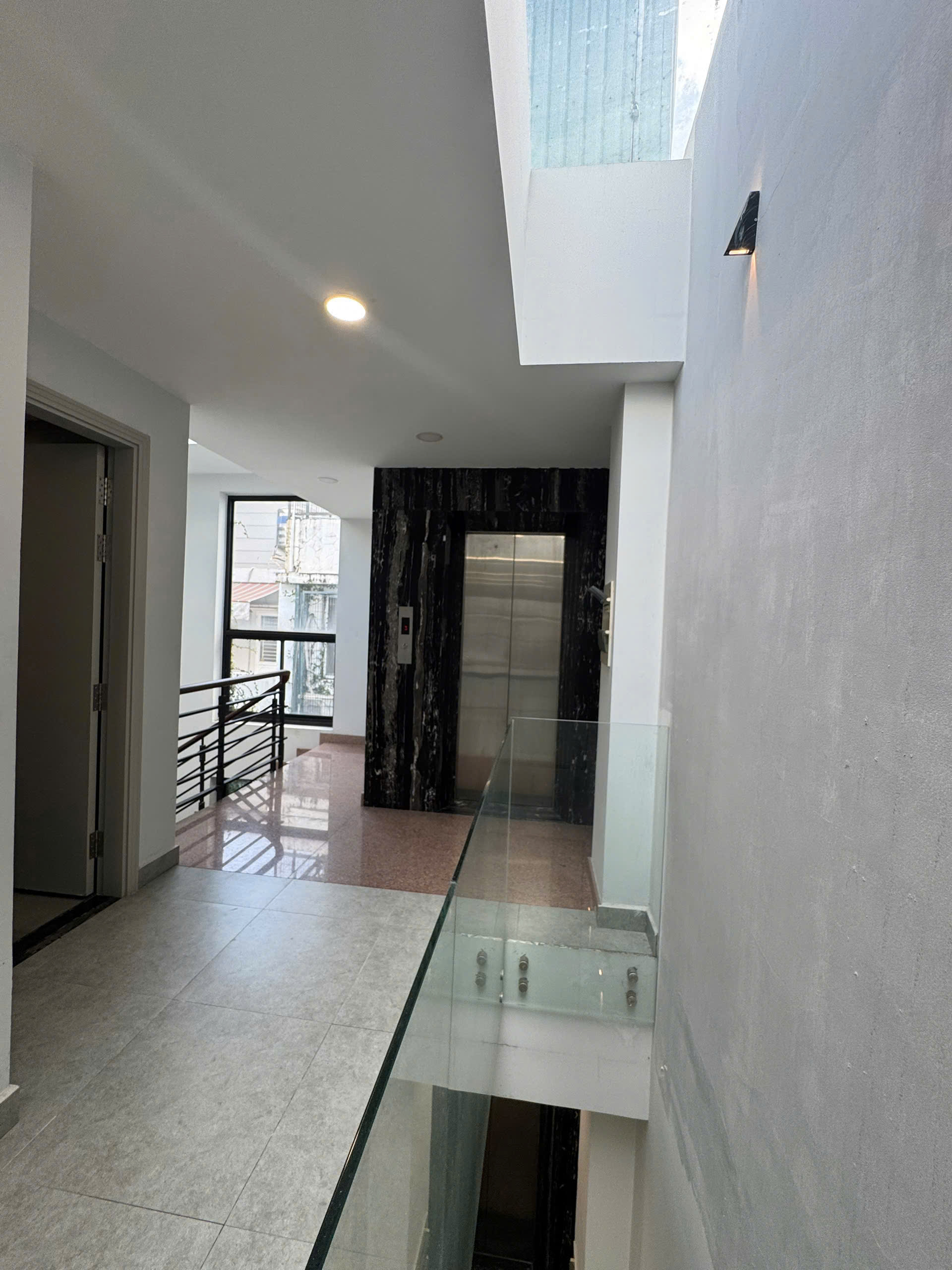 Bán nhà phố đường số 7 KDC Phú Mỹ Phường Tân Mỹ xây 5 tầng có hầm thang máy – 126m2 12