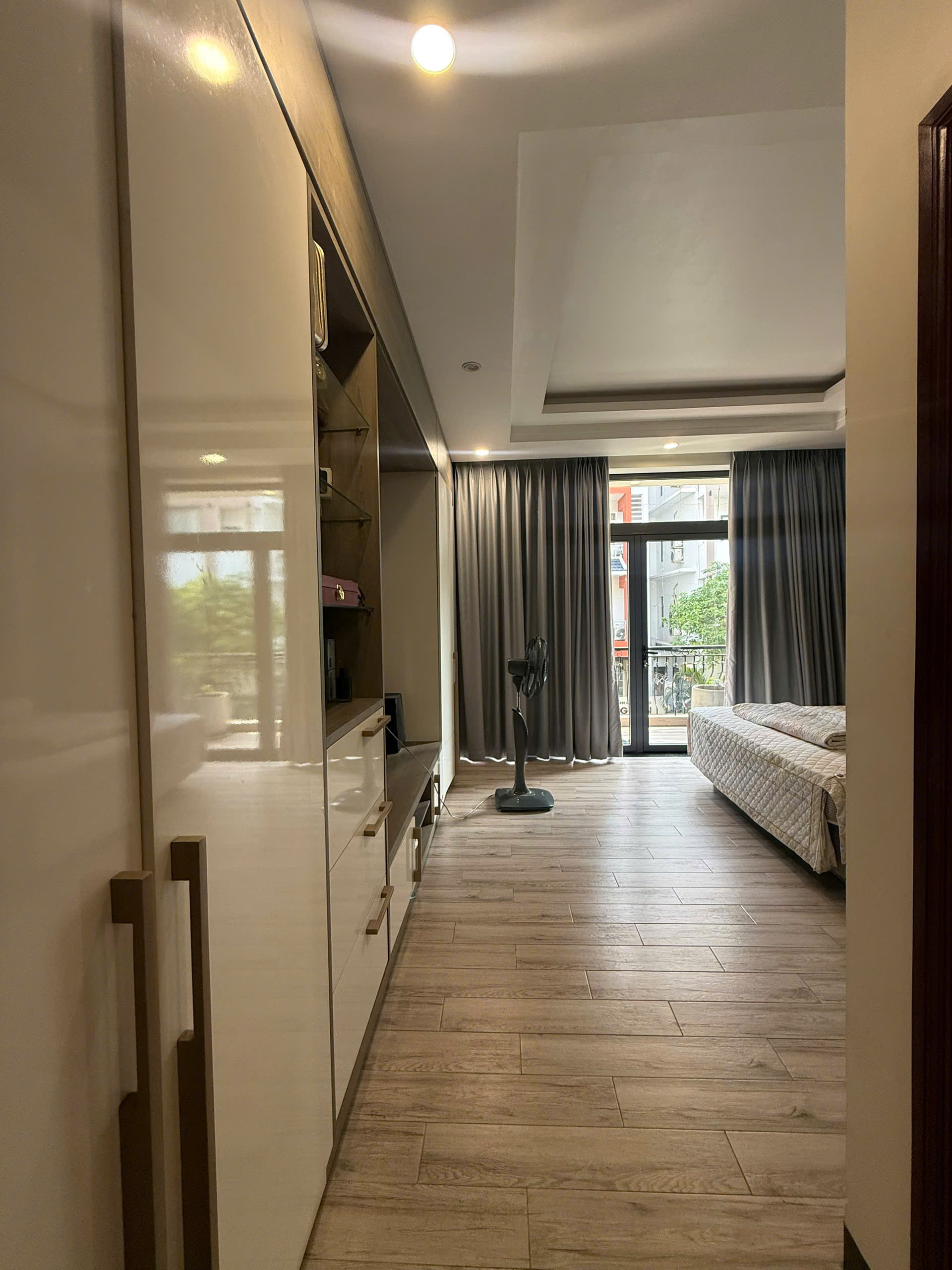 Cho thuê nhà phố KDC Him Lam Quận 7 xây hầm + 3 lầu nhà mới thiết kế 4 phòng ngủ – 100m2 9