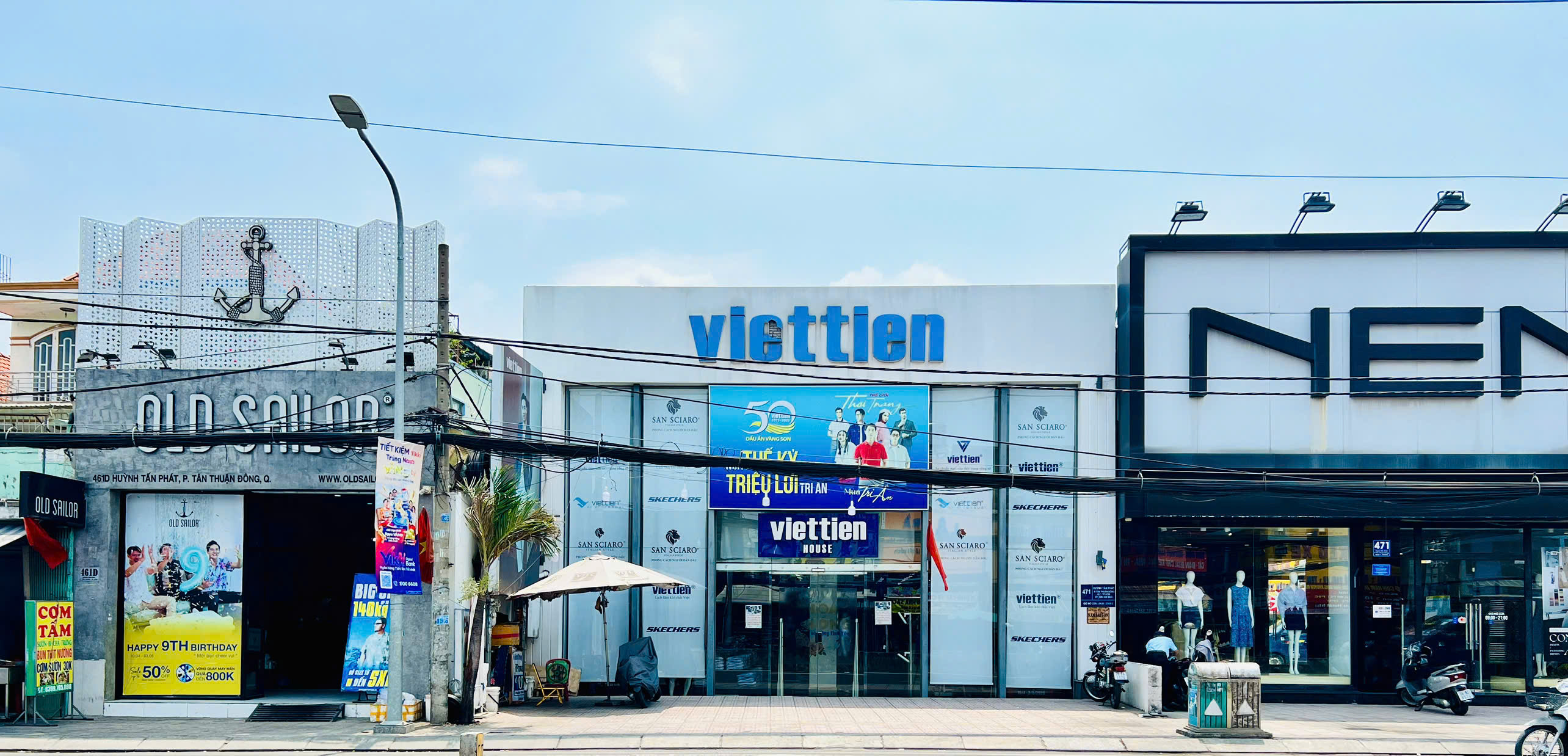 Business townhouse for rent at 471 Huynh Tan Phat, Tan Thuan Ward, District 7 Ground floor house in a beautiful location – 495m2 2