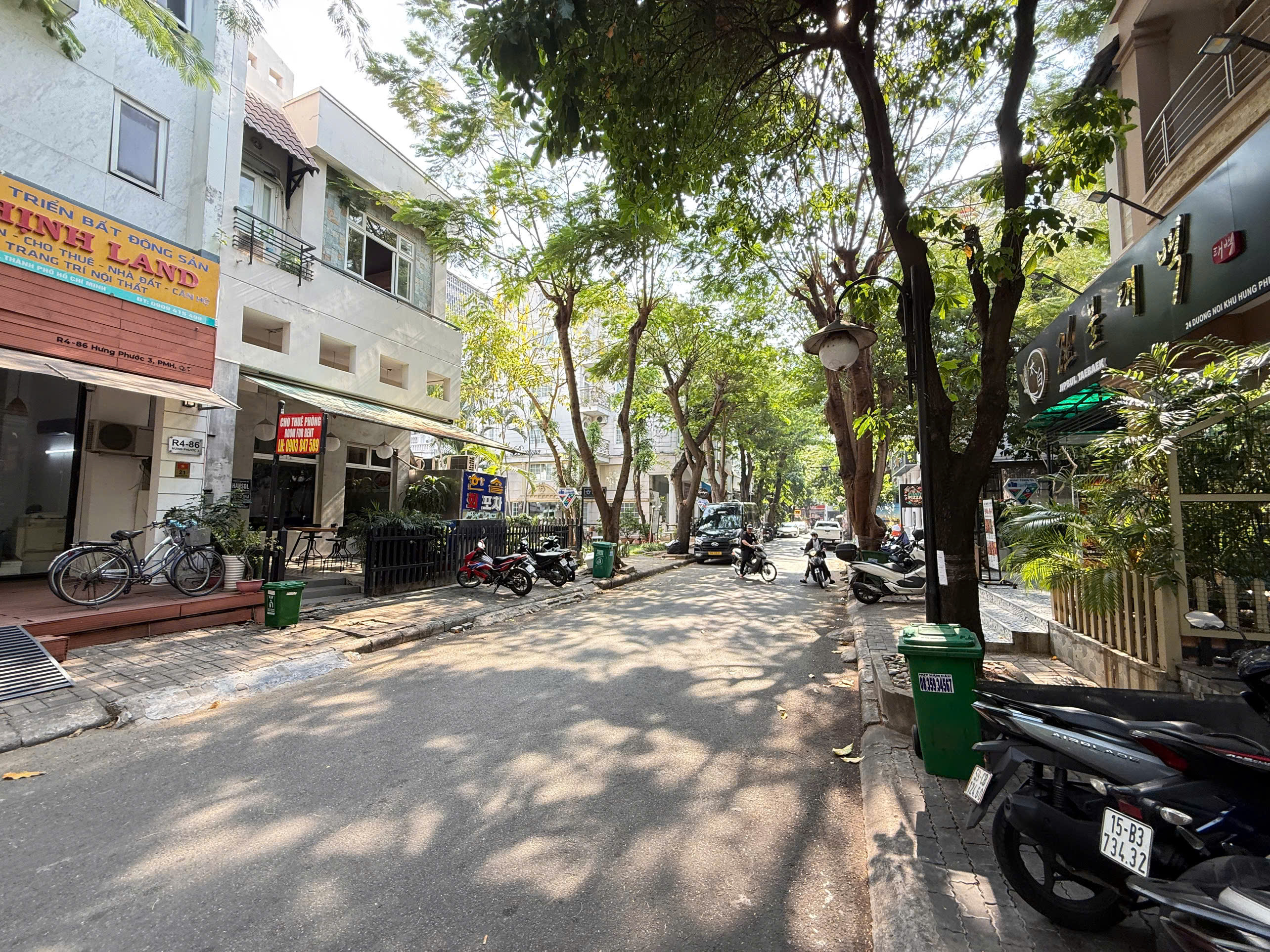 Townhouse for sale in R4-87 Hung Phuoc 3 Phu My Hung building 5 floors with elevator – 111m2 4