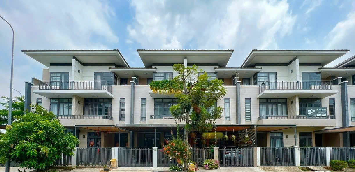 Cho thuê nhà phố Lavila Kiến Á Nhà Bè xây 3 tầng thiết kế 4 phòng ngủ hướng Nam – 96.8m2 19