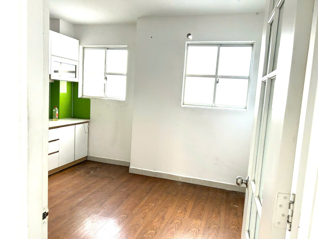 Bán nhà phố Mỹ Hoàng Phú Mỹ Hưng, Quận 7 xây 4 tầng mặt tiền Nguyễn Văn Linh – 111m2 1