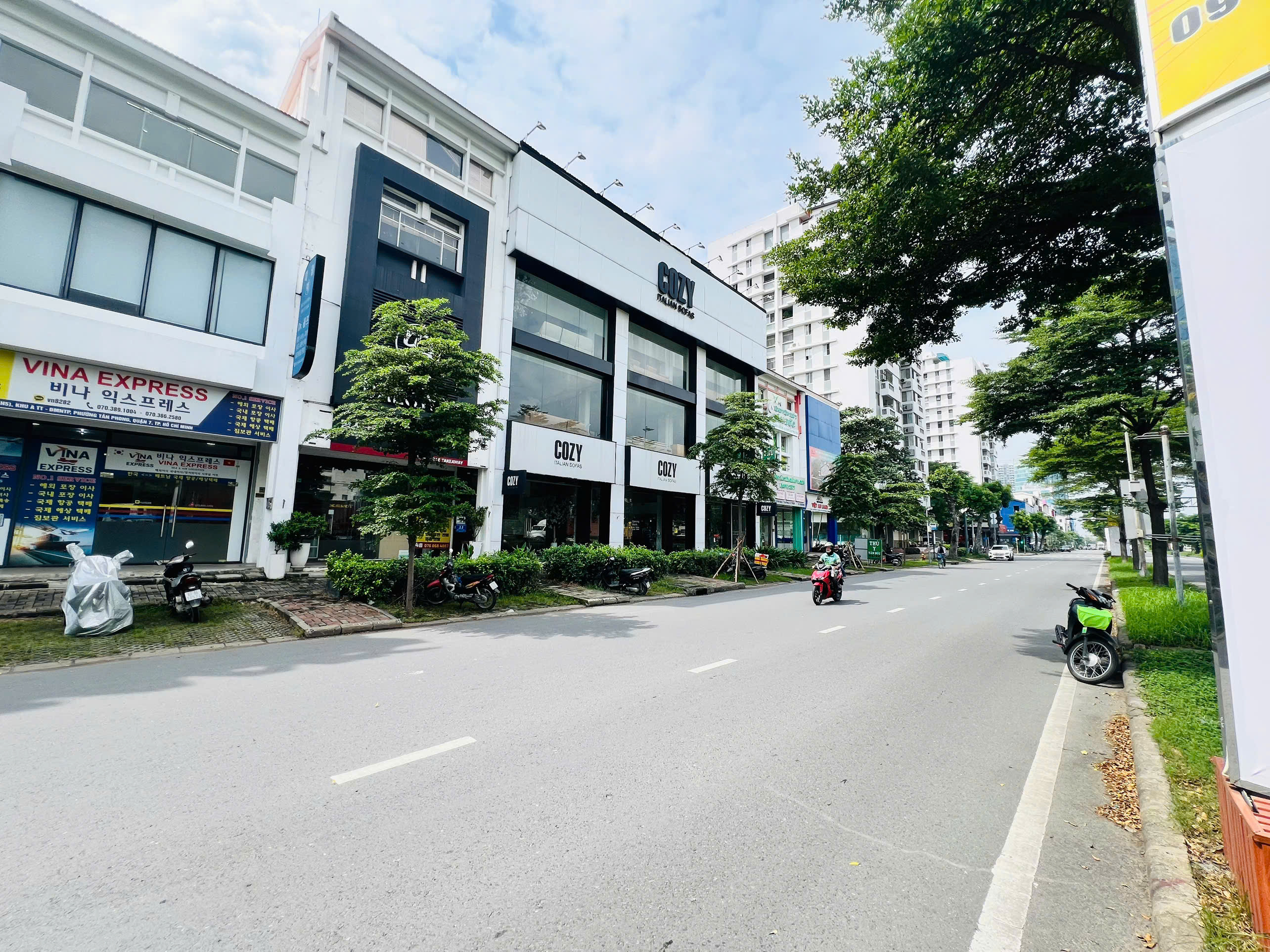 Bán nhà phố Mỹ Hoàng Phú Mỹ Hưng, Quận 7 xây 4 tầng mặt tiền Nguyễn Văn Linh – 111m2 5