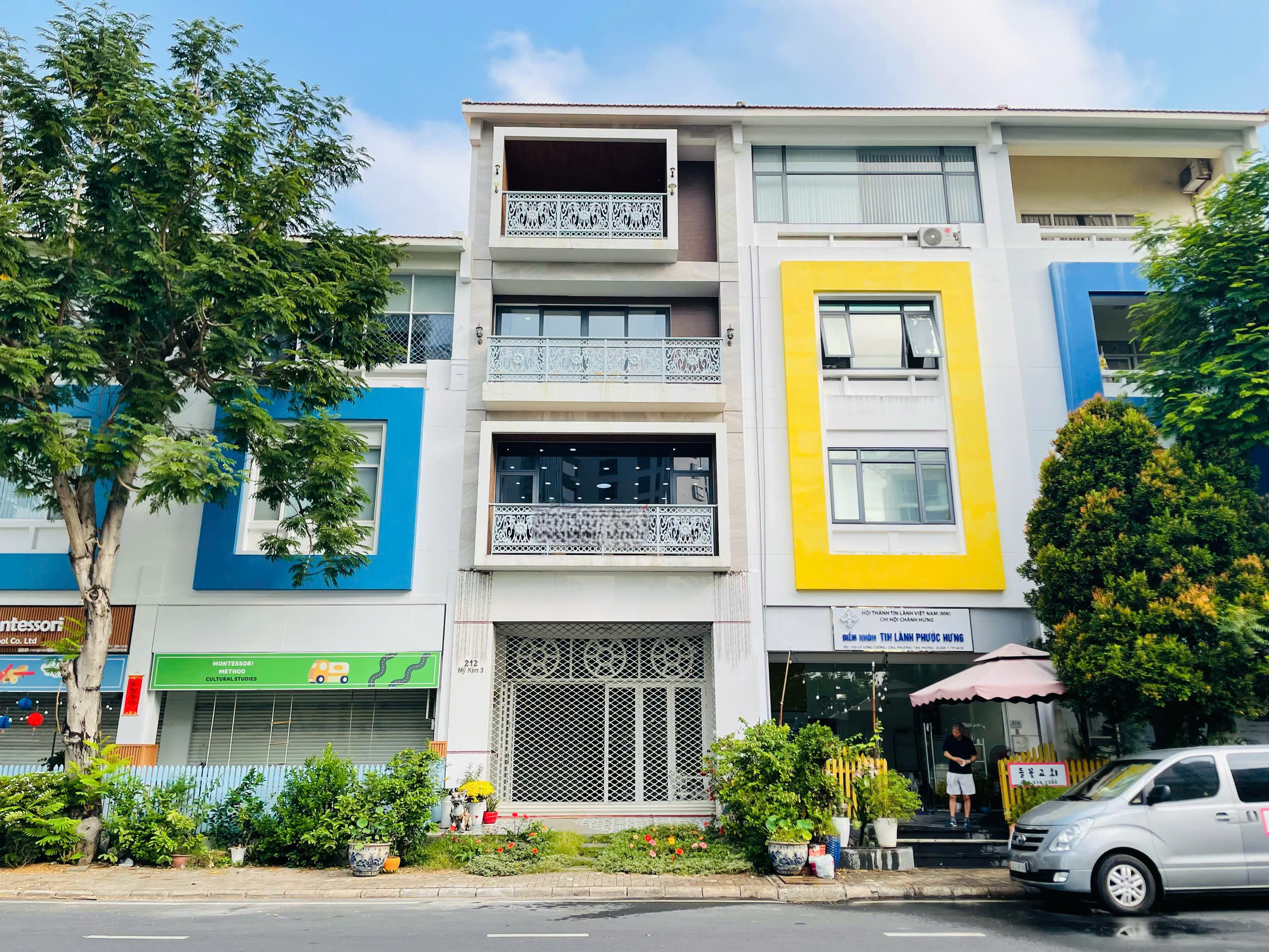 My Kim townhouse for rent at 3 Phu My Hung, District 7, newly built 5-storey house on Ly Long Tuong street Area