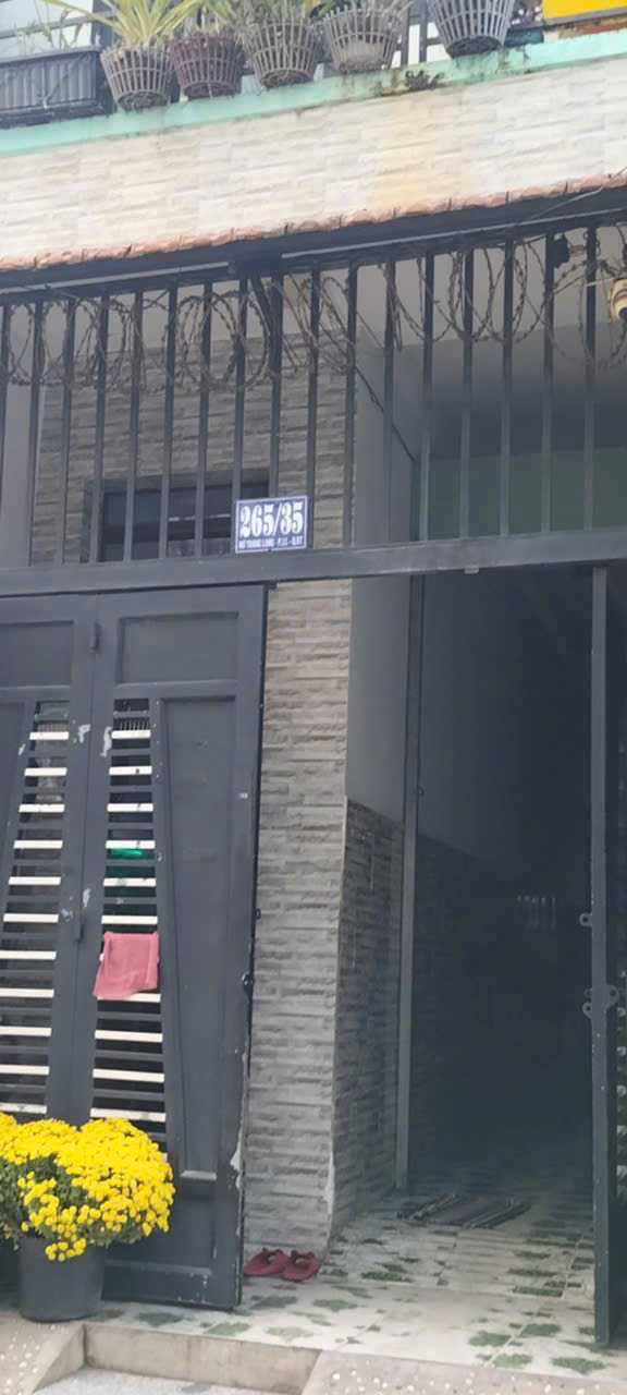 Bán nhà phố Nơ Trang Long Phường 11, Quận Bình Thạnh xây 3 tầng có 7 phòng ngủ nội thất cơ bản – 82m 2