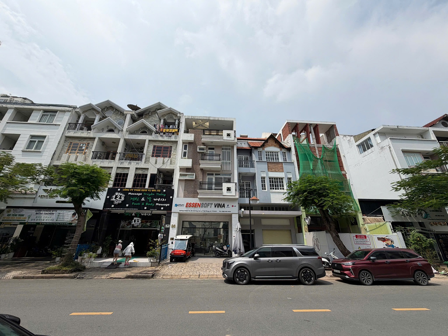 Cho thuê nhà phố Phan Khiêm Ích Hưng Gia 2 Phú Mỹ Hưng xây 5 tầng có thang máy 4 phòng ngủ – 111m2 1