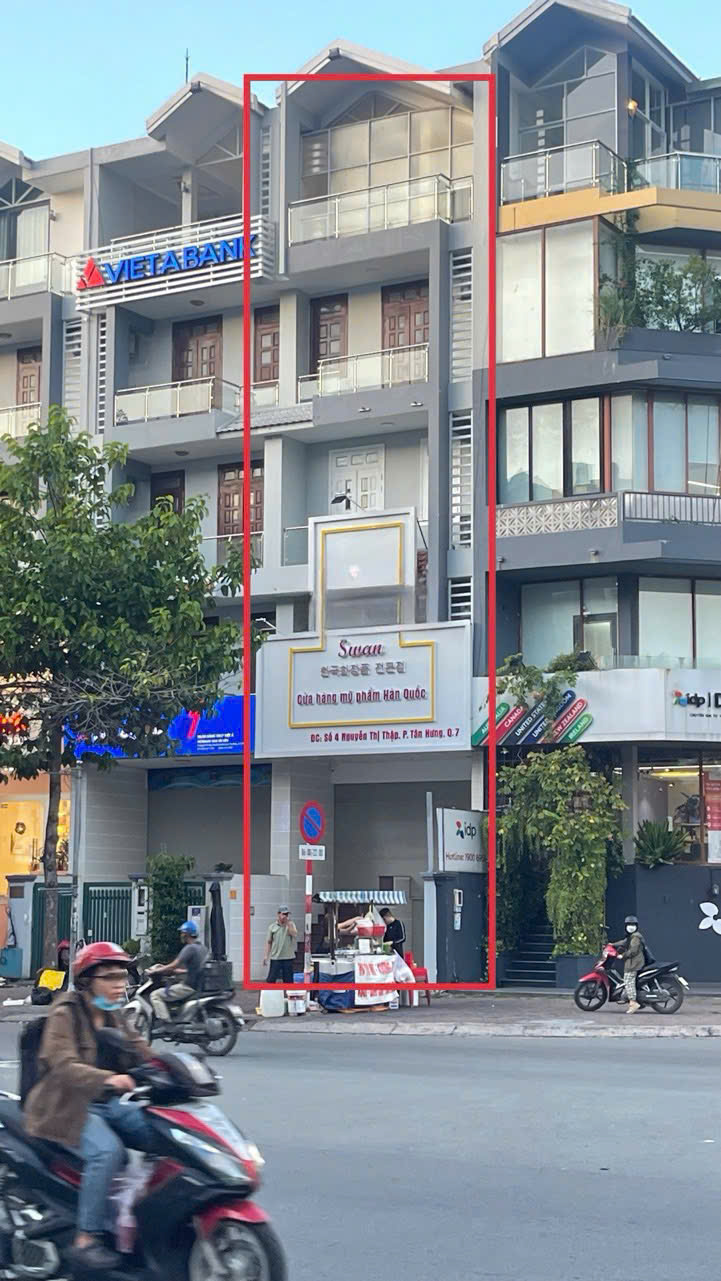 House for rent in front of No. 4 Nguyen Thi Thap Him Lam Residential Area, District 7 with 6 floors with elevator basement – 100m2