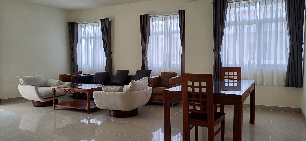 My Vien Phu My Hung penthouse for rent, District 7, new house with 3 bedrooms, large garden with Southeast view