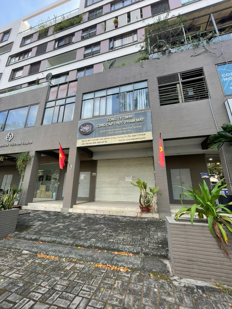 Shophouse for sale in Nam Khang Phu My Hung, District 7 with ground floor + floor, front of Nguyen Luong Bang street – 192m2 3