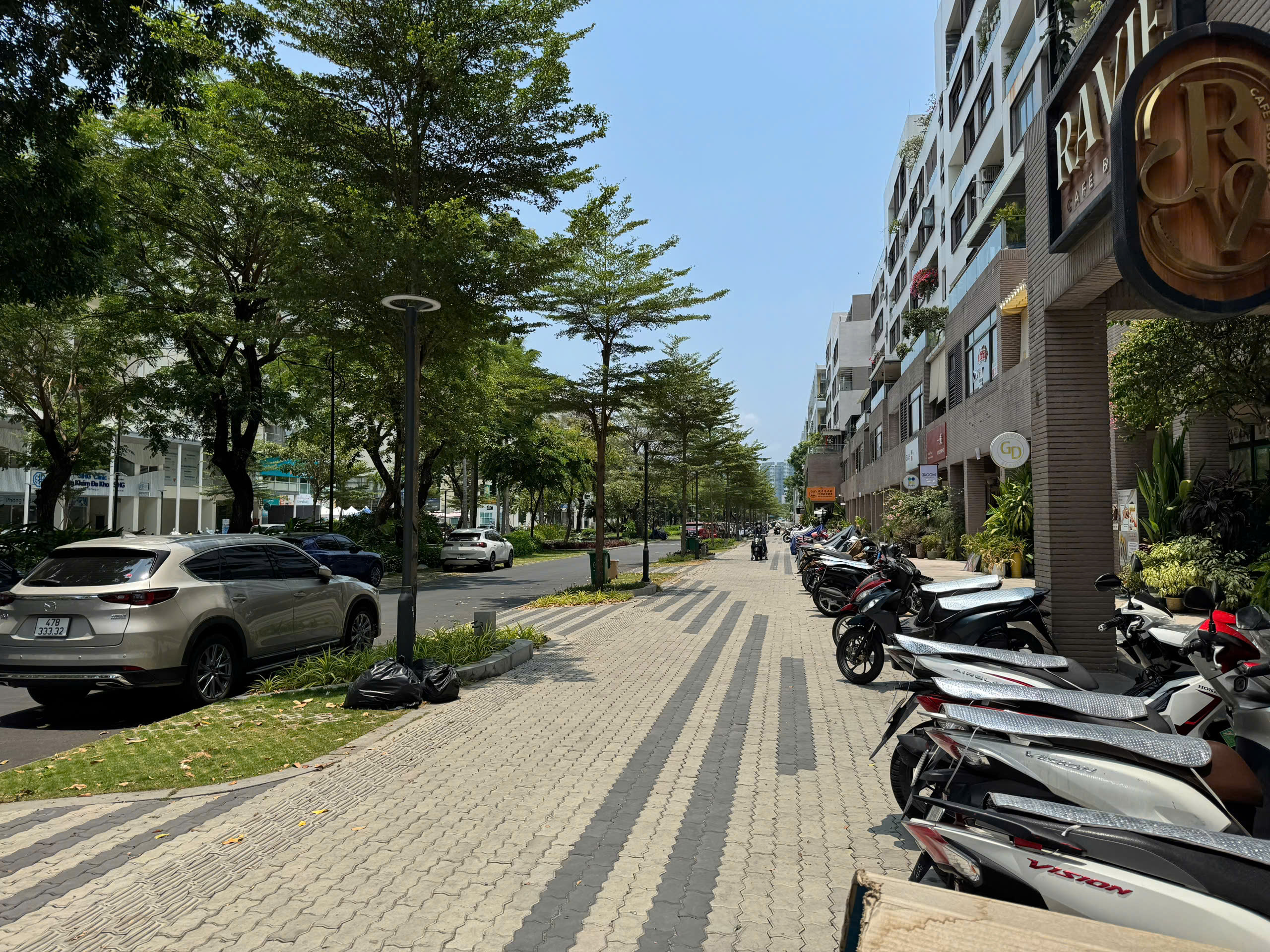 Bán shophouse Panorama Phú Mỹ Hưng mặt tiền đường Tôn Dật Tiên có lầu đang cho thuê – 153.09m2 3
