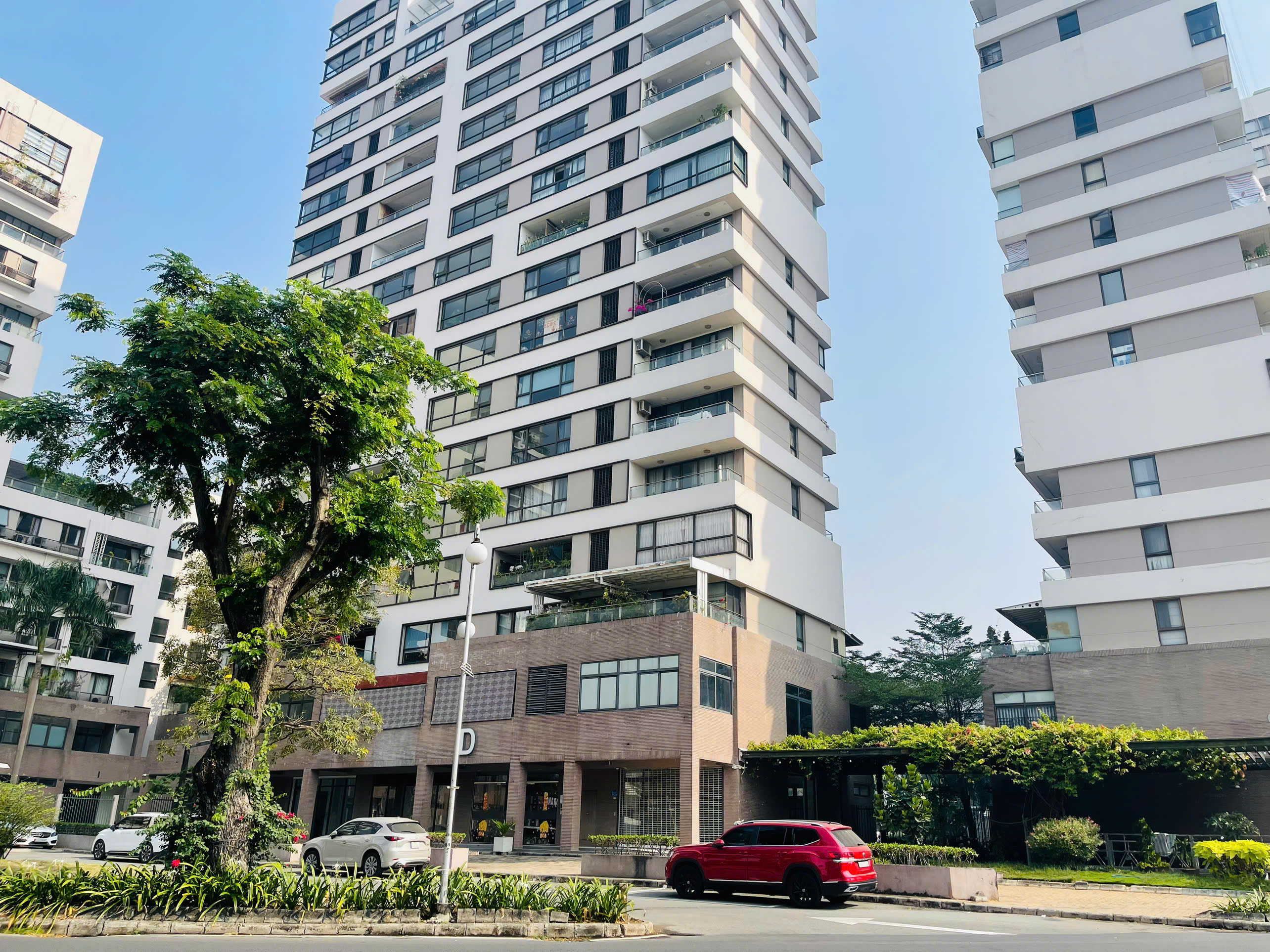 Panorama shophouse for sale or lease in Phu My Hung, District 7 with river view with large parking lot basements – 547m2 7