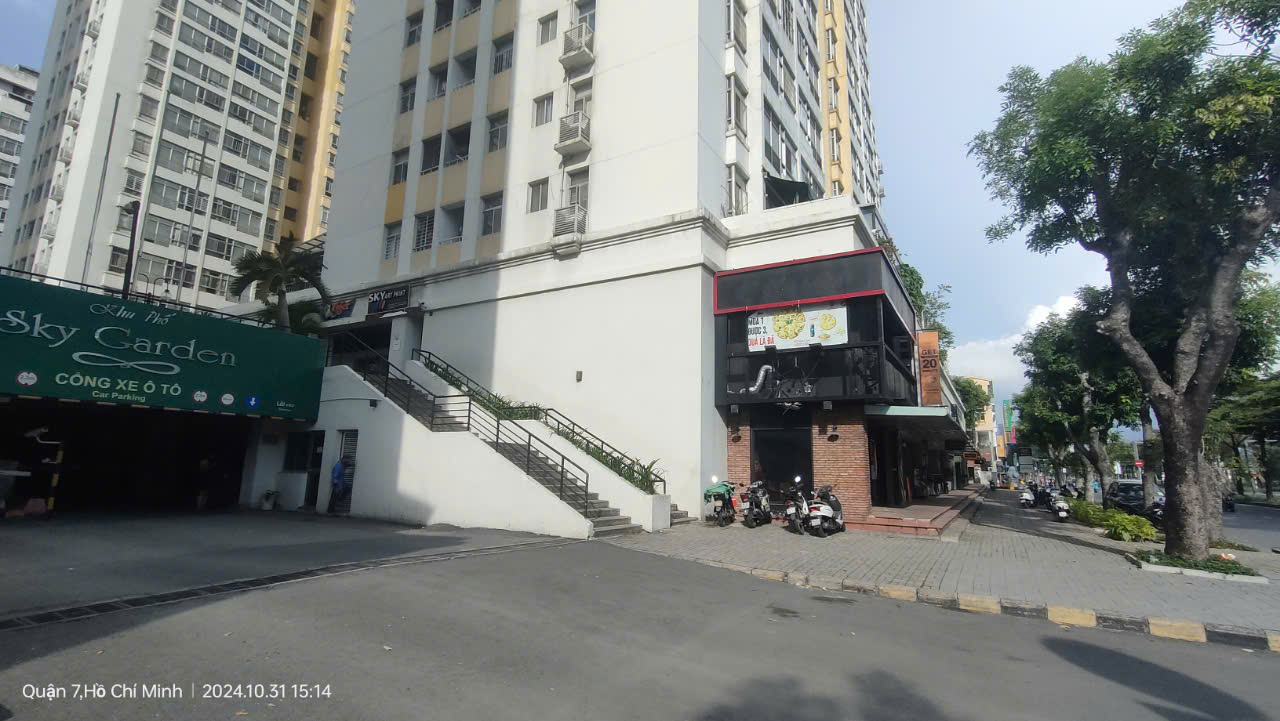 Shophouse for rent at Sky Garden 1 Phu My Hung, District 7, corner apartment with 1 floor multi-industry business 3