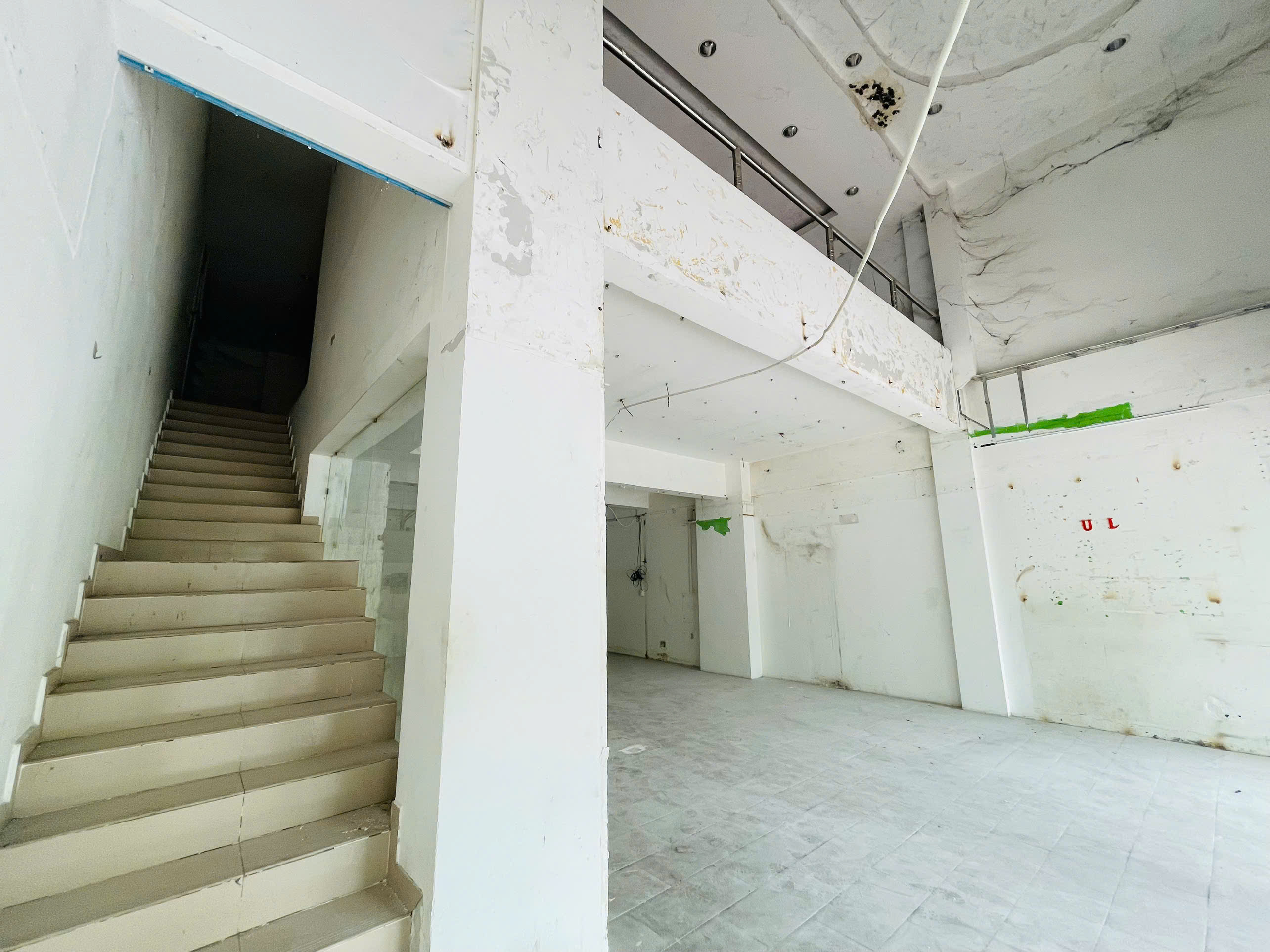 Bán hoặc cho thuê shop Sky Garden 1 Phú Mỹ Hưng, Quận 7 có 1 lầu mặt tiền Nguyễn Văn Linh – 180m2 9