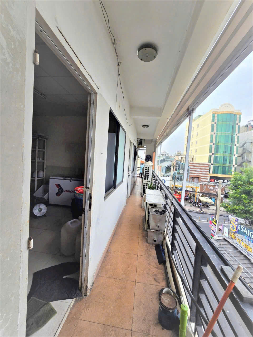 Building 561A Nguyen Thi Thap for rent, District 7 built ground + mezzanine + 4 floors with elevator 2