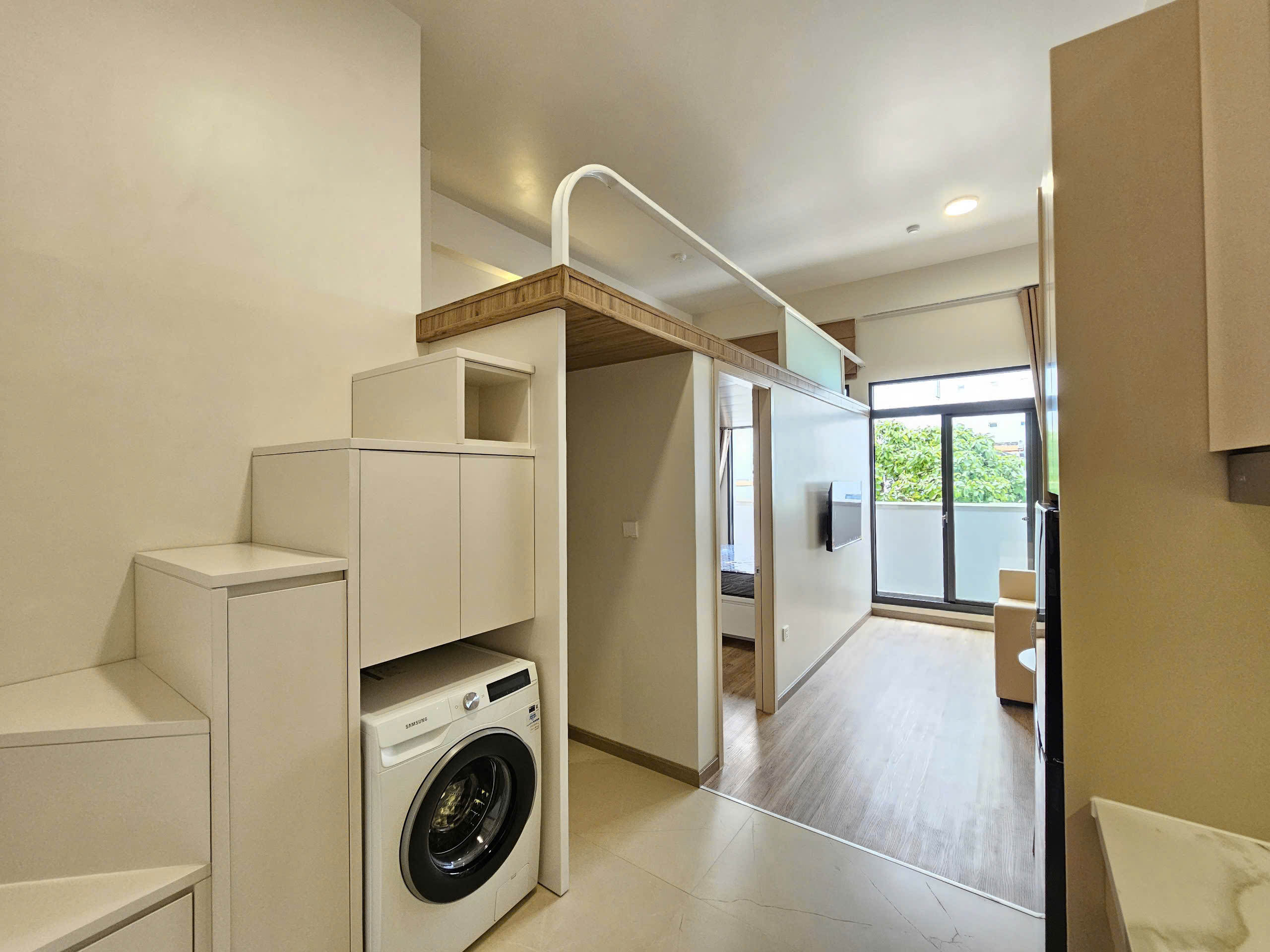 Bán tòa nhà căn hộ dịch vụ đường Lý Phục Man, Phường Bình Thuận, Quận 7 xây 8 tầng có 69 phòng – 453 13