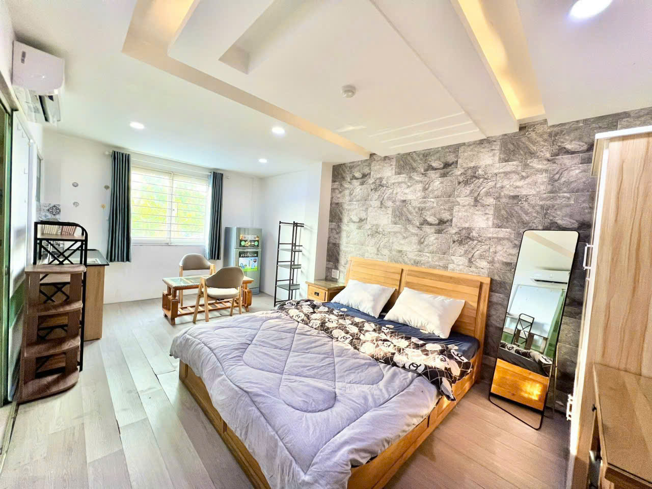 Serviced apartment building for sale Trung Son residential area, Binh Chanh built 6 floors with 18 bedrooms, East facing – 148m2 6