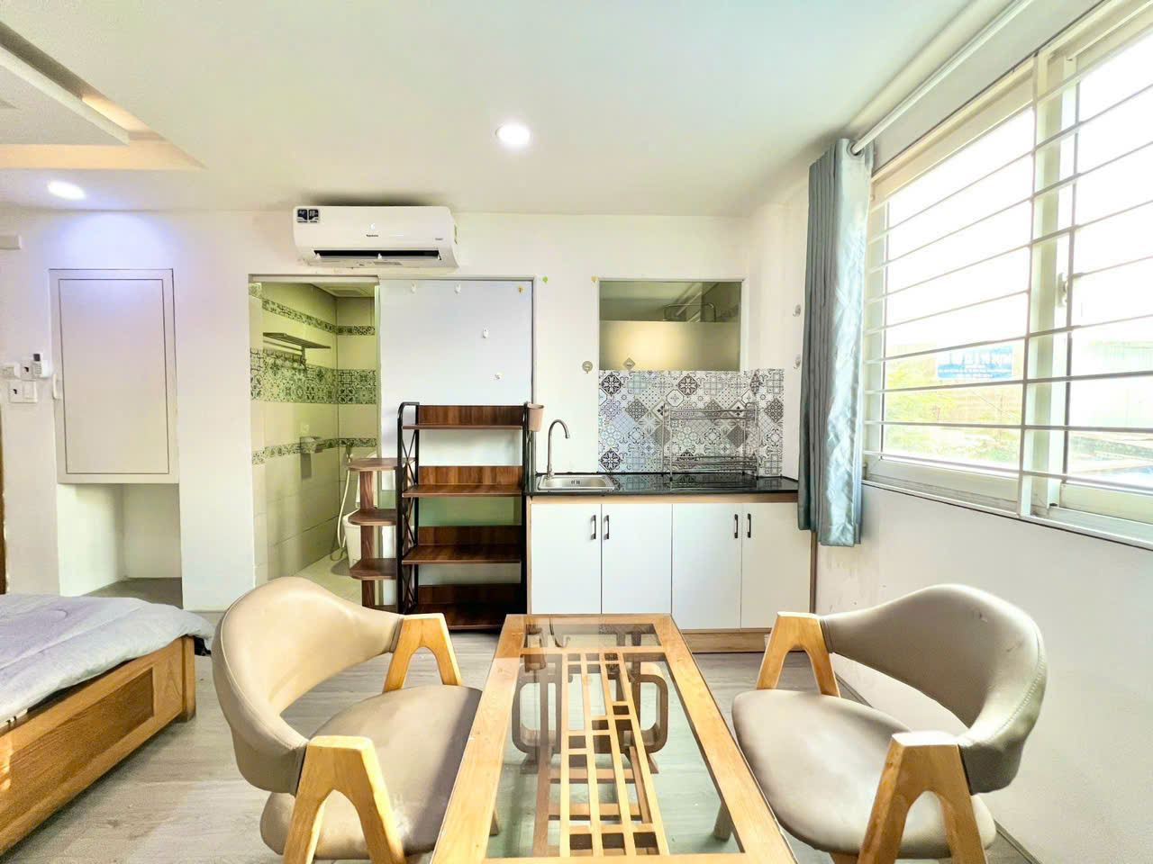 Serviced apartment building for sale Trung Son residential area, Binh Chanh built 6 floors with 18 bedrooms, East facing – 148m2 5