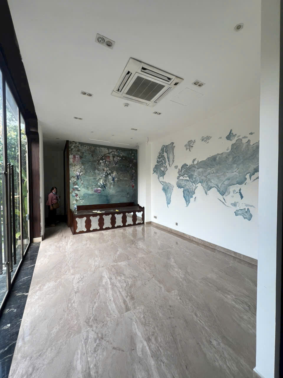 Cho thuê tòa nhà hai mặt tiền 211 Hoàng Sa, Phường Tân Định, Quận 1 xây 8 tầng có hầm – 550m2 3