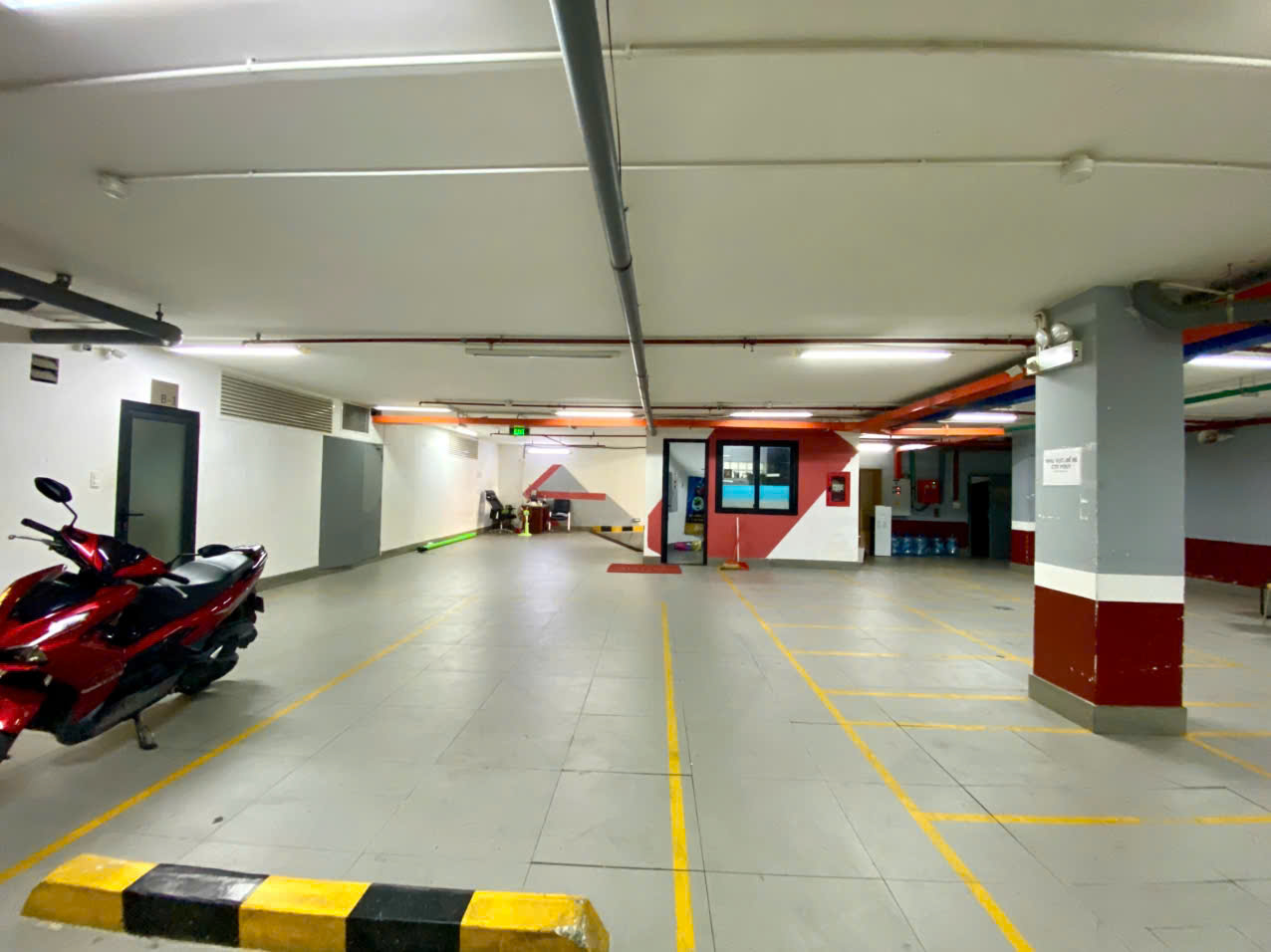 Cho thuê tòa nhà mặt tiền đường Tân Phú, Nam Thông Phú Mỹ Hưng, Quận 7 xây 8 tầng có thang máy – 324 10