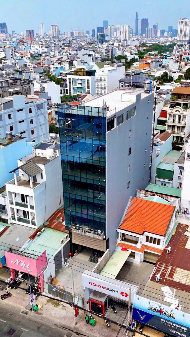 Office building for lease on Nguyen Thi Thap Street, Tan Quy Ward, District 7, newly built house with 10 floors