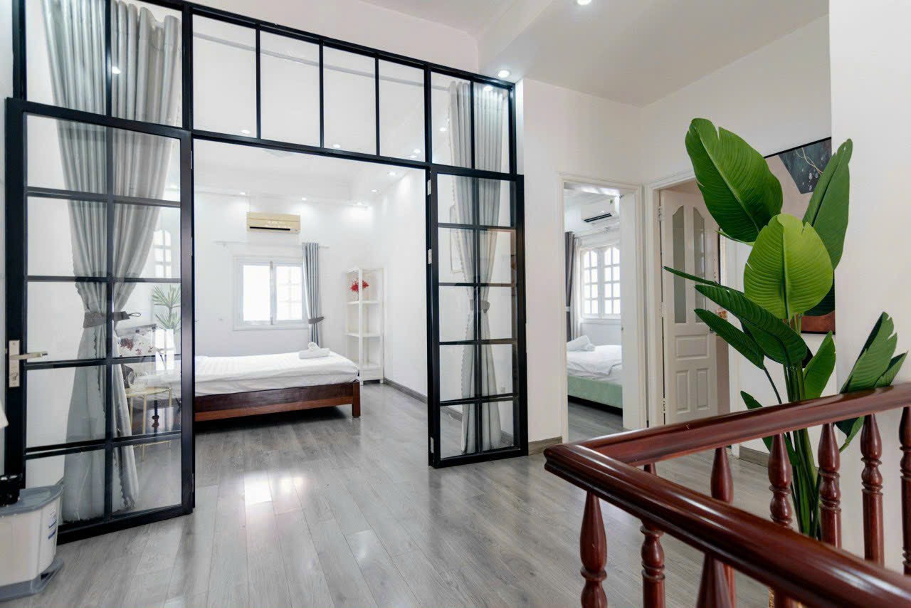 Villa for rent in Quoc Huong, Thao Dien, District 2 with 5 bedrooms, BBQ court, private swimming pool 9