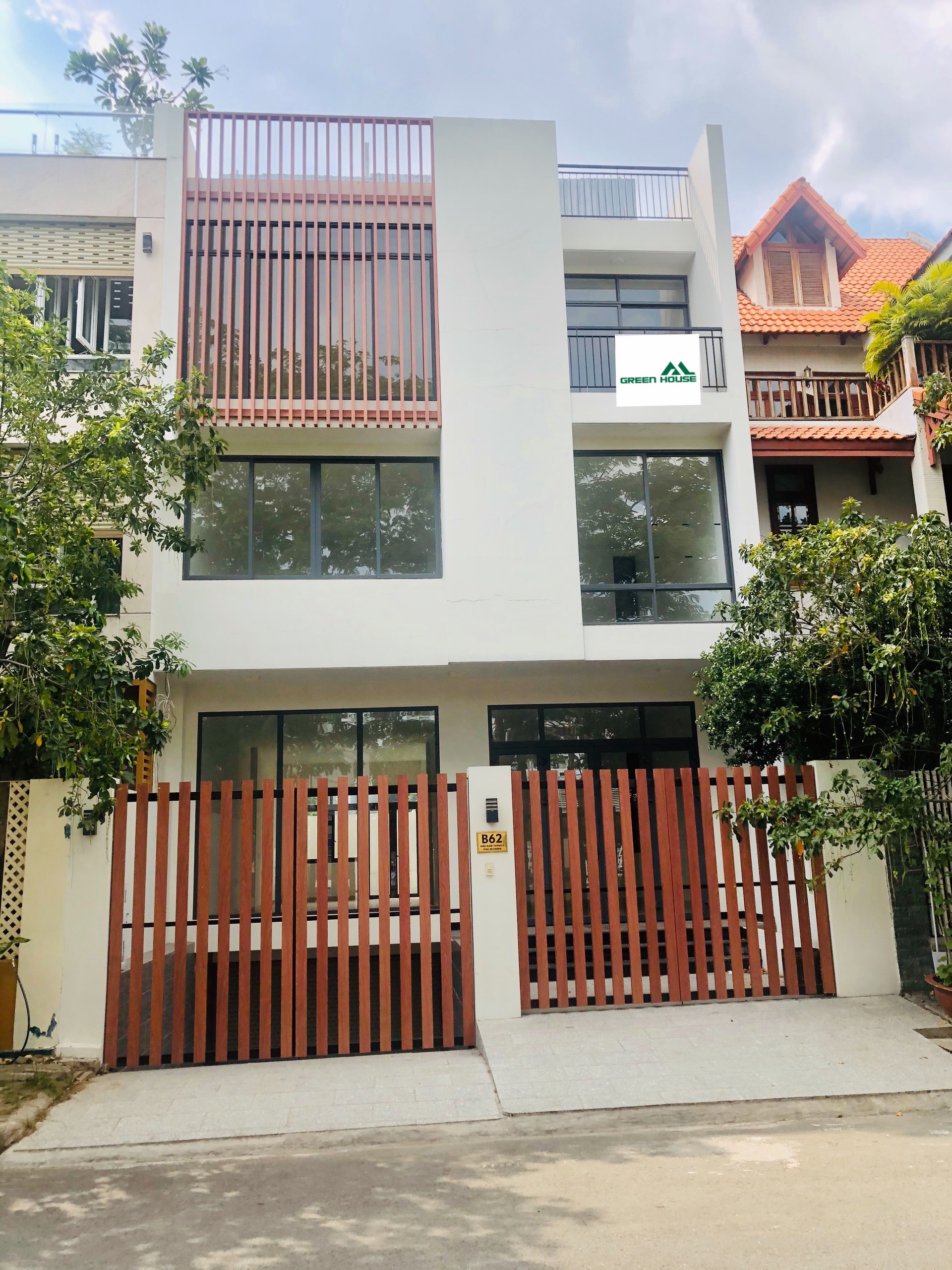 For sale Nam Thong villa in Phu My Hung District 7