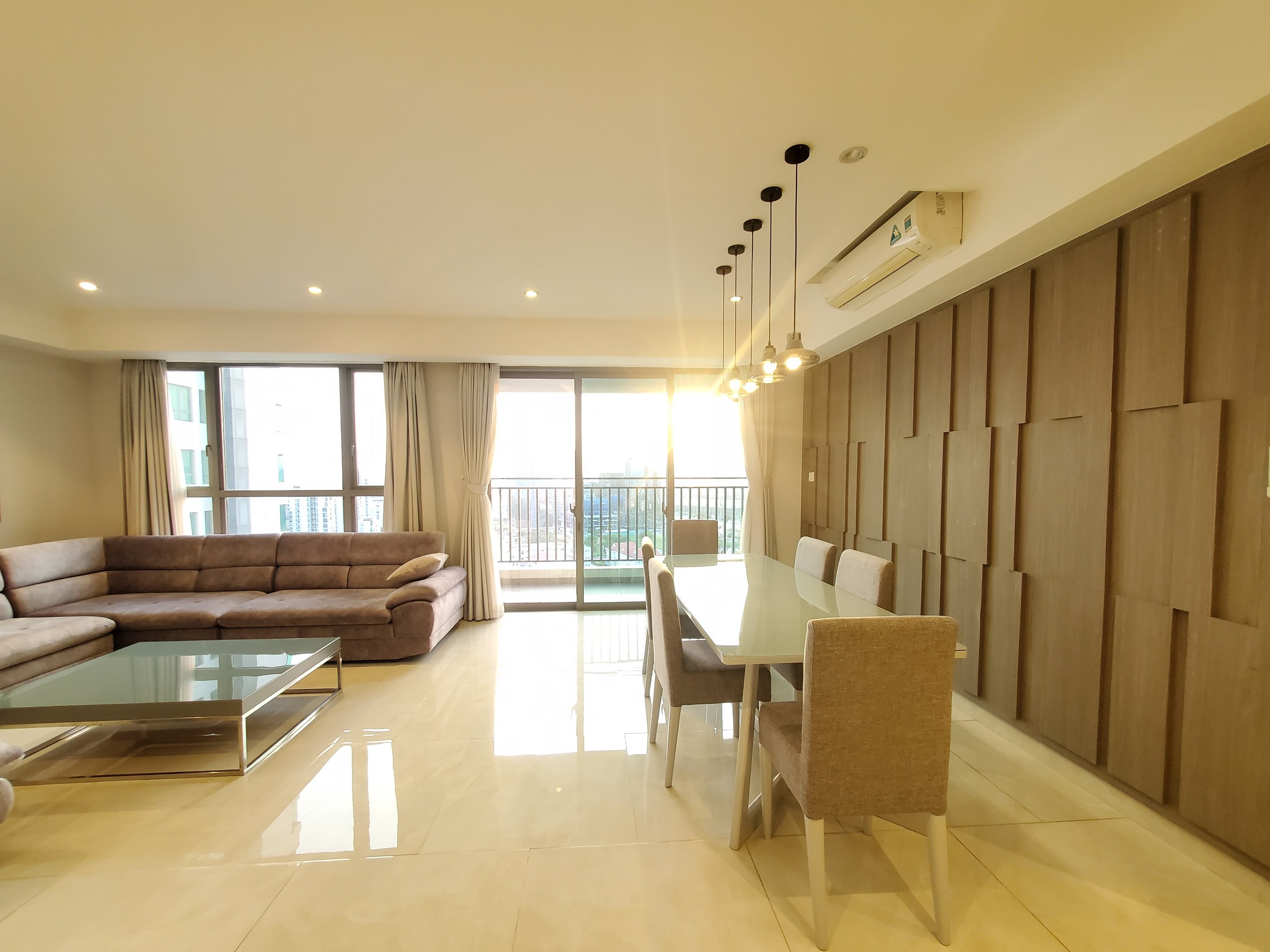 Cần Bán Căn hộ Riviera Point Tháp 4 - Quận 7 1