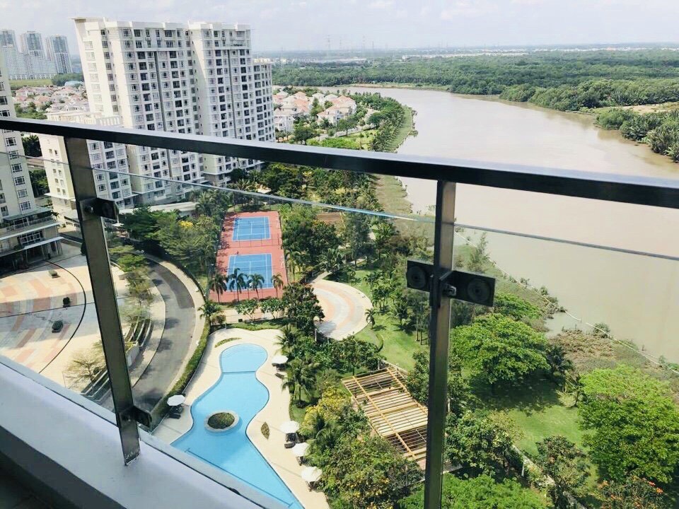 Riverside Apartment In Phu My Hung For Sale - District 7 3